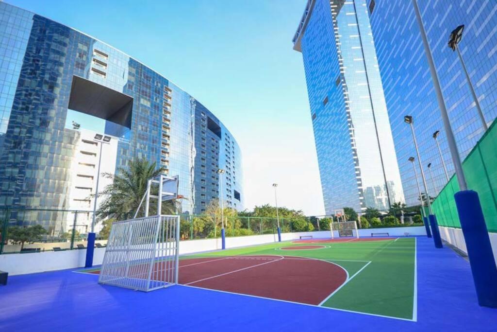 Cozy 1br In Gate Tower * Abu Dhabi